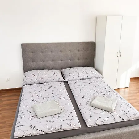 Apartmán Prievidza, Len 10 Minut Bojnice *